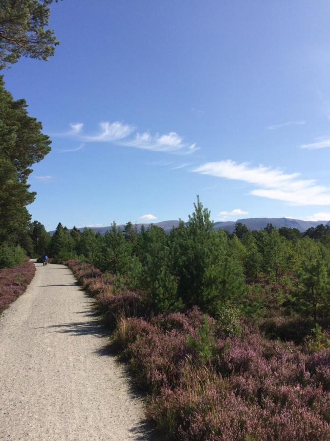 Cragganmore Lodge Aviemore Esterno foto