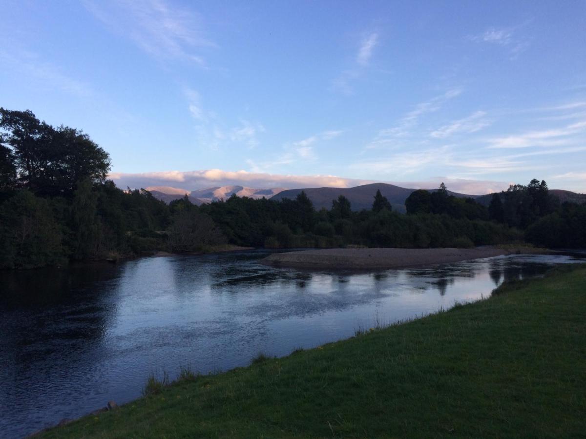 Cragganmore Lodge Aviemore Esterno foto
